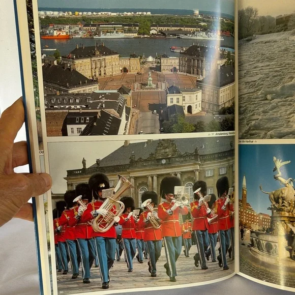 VINTAGE! 1996 DANMARK HARDCOVER BOOK - Picture 5 of 14